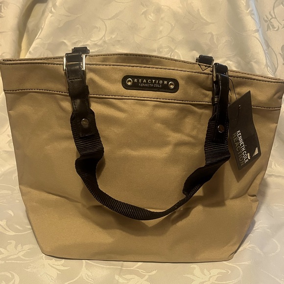 Kenneth Cole Reaction Beige Tote with Black Straps - Picture 1 of 8